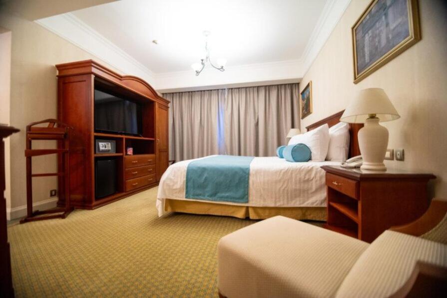 Epic Hotel บียาเมอร์เซเดส ภายนอก รูปภาพ