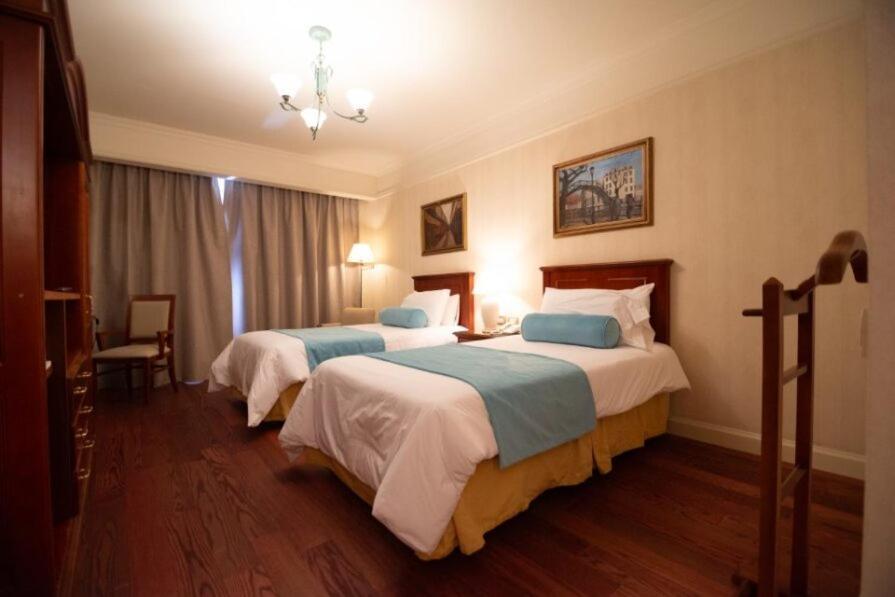Epic Hotel บียาเมอร์เซเดส ภายนอก รูปภาพ