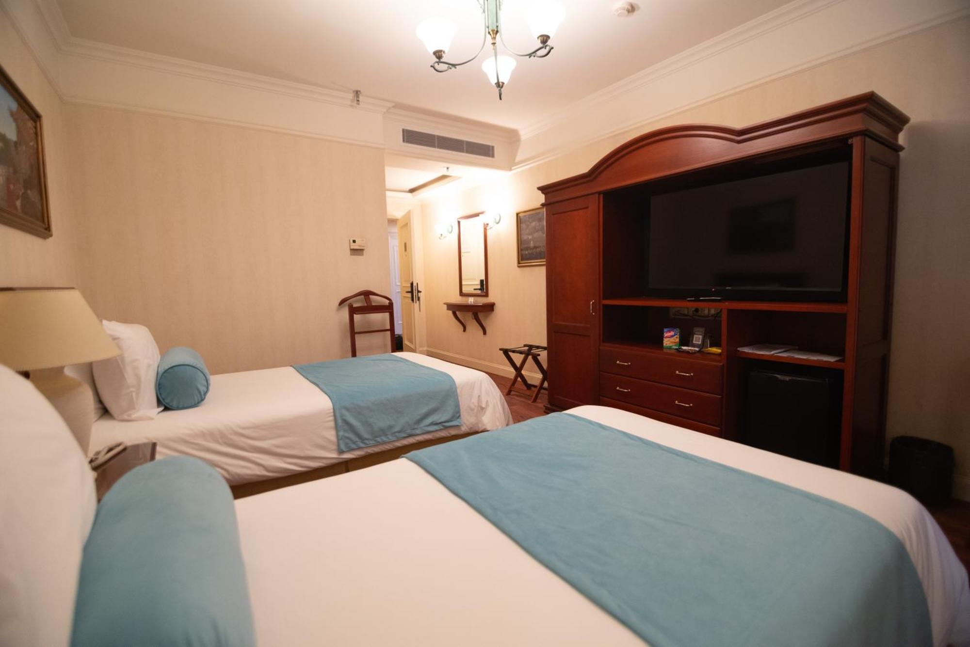 Epic Hotel บียาเมอร์เซเดส ภายนอก รูปภาพ